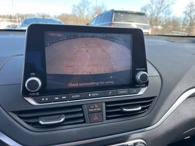 2022 Nissan Altima 2.5 SV