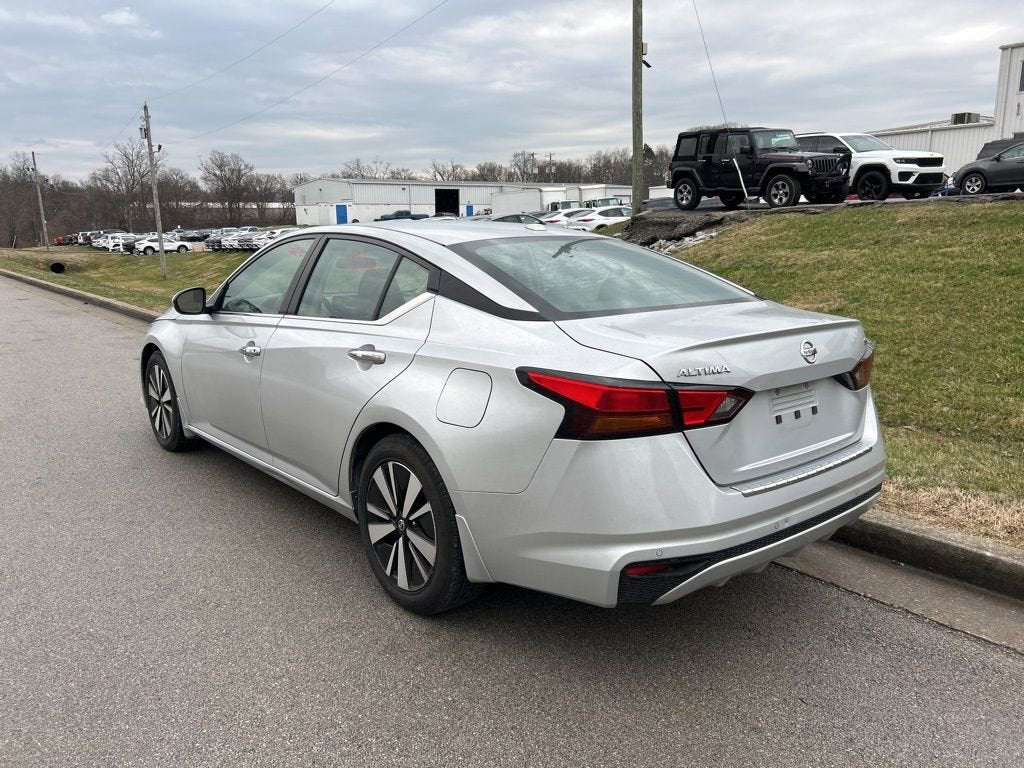 2022 Nissan Altima 2.5 SV