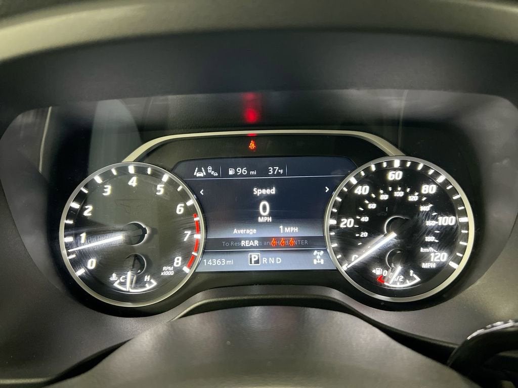 2024 Nissan Titan SV