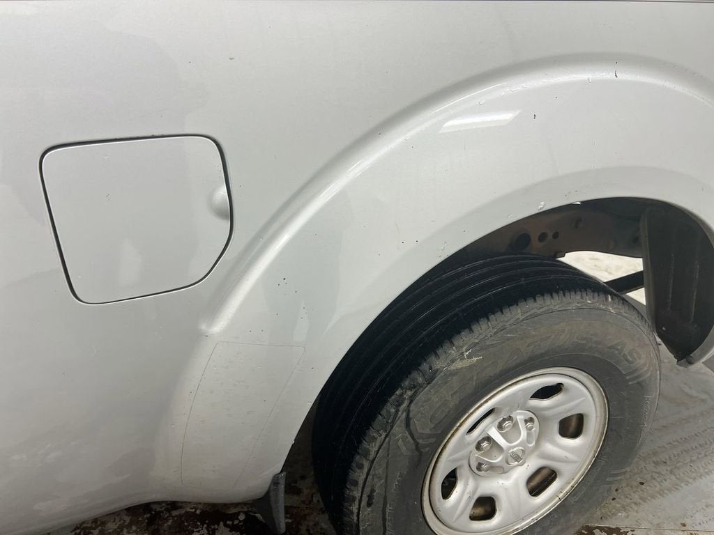 2013 Nissan Frontier S