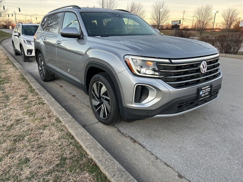 2024 Volkswagen Atlas 2.0T SE w/Technology