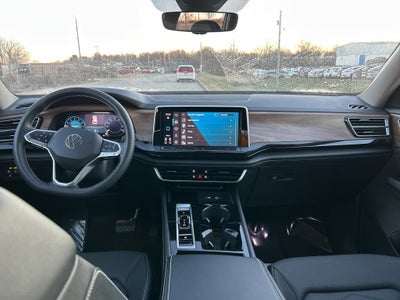 2024 Volkswagen Atlas 2.0T SE w/Technology