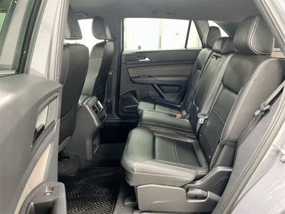 2021 Volkswagen Atlas Cross Sport 3.6L V6 SE w/Technology R-Line