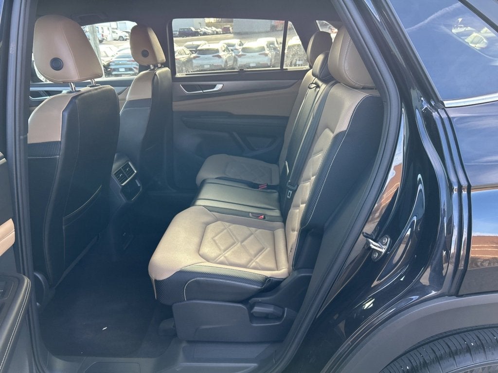 2024 Volkswagen Atlas Cross Sport 2.0T SE w/Technology