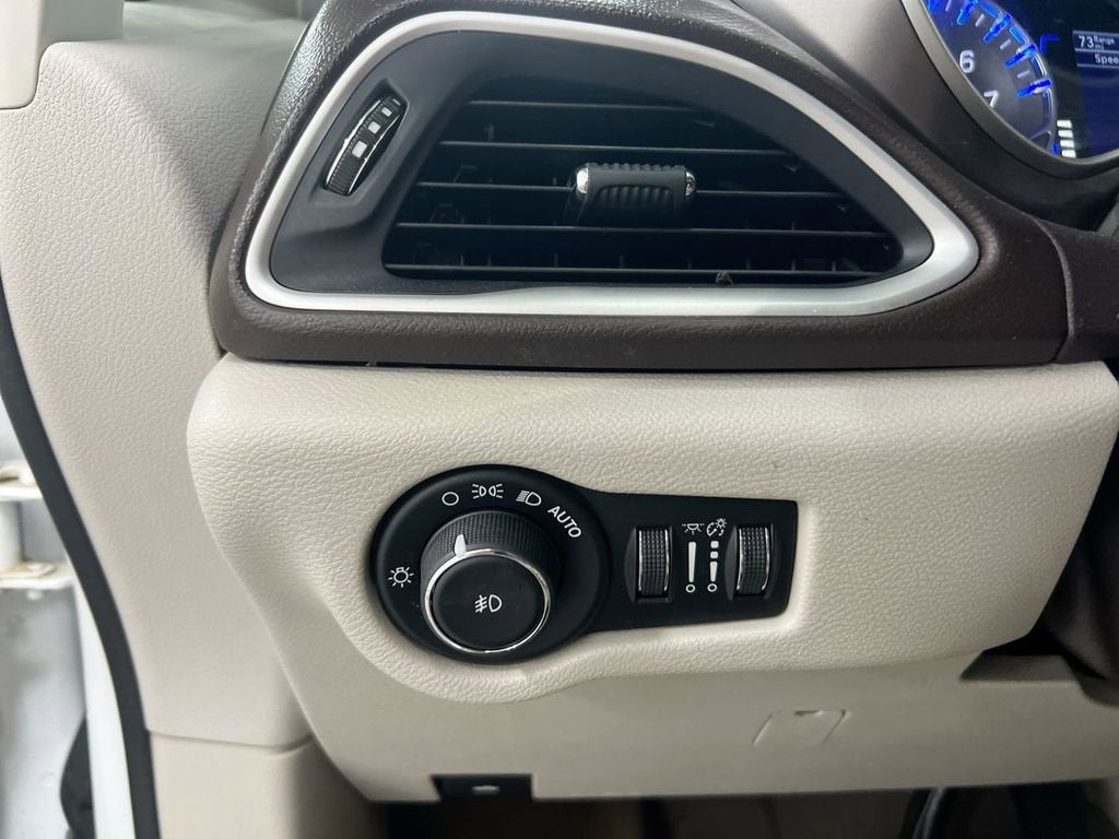 2018 Chrysler Pacifica Touring L