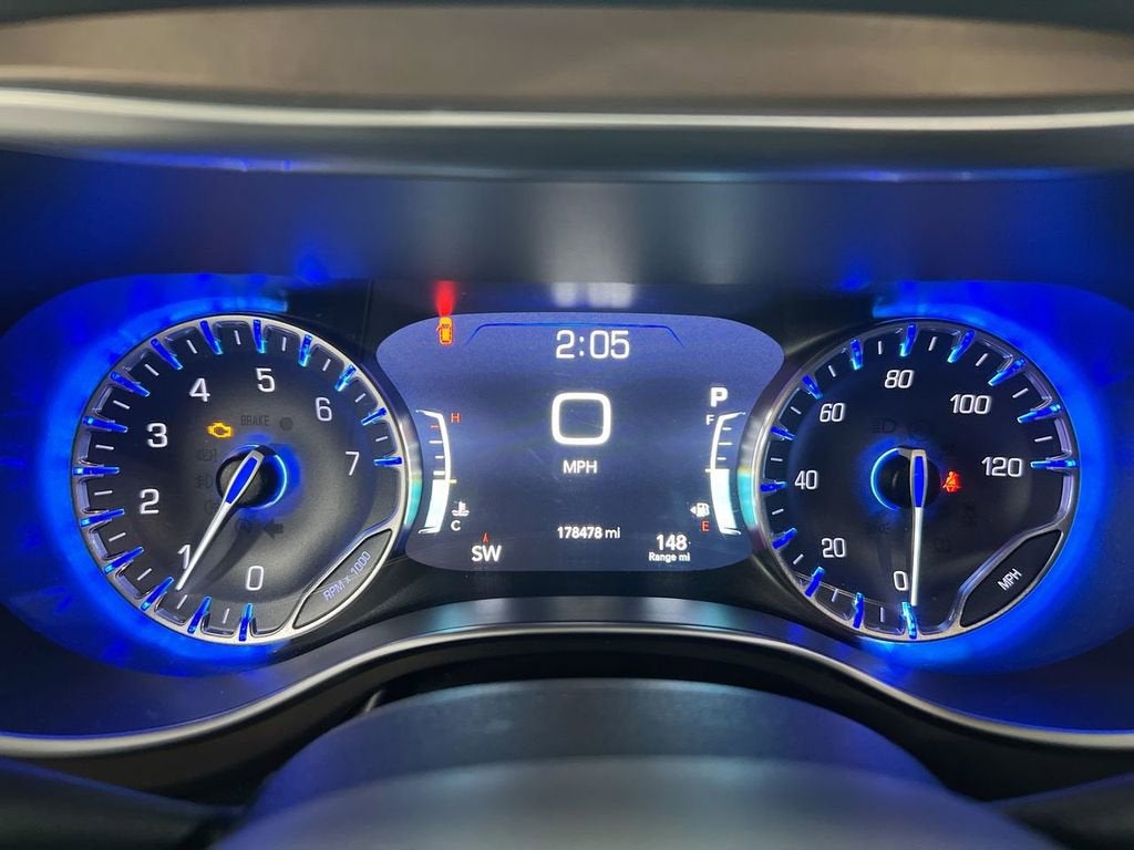 2017 Chrysler Pacifica Touring-L Plus