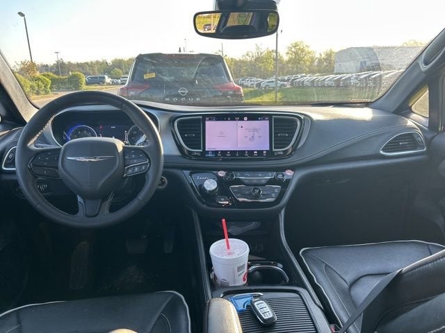 2025 Chrysler Pacifica Limited