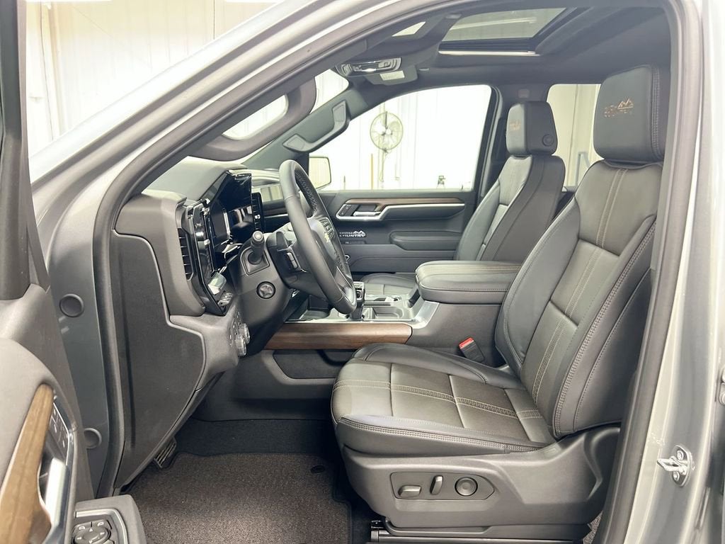 2025 Chevrolet Silverado 1500 High Country