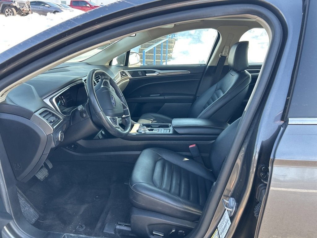 2020 Ford Fusion SEL