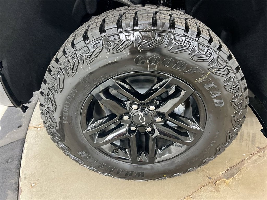 2024 Chevrolet Silverado 1500 Custom Trail Boss