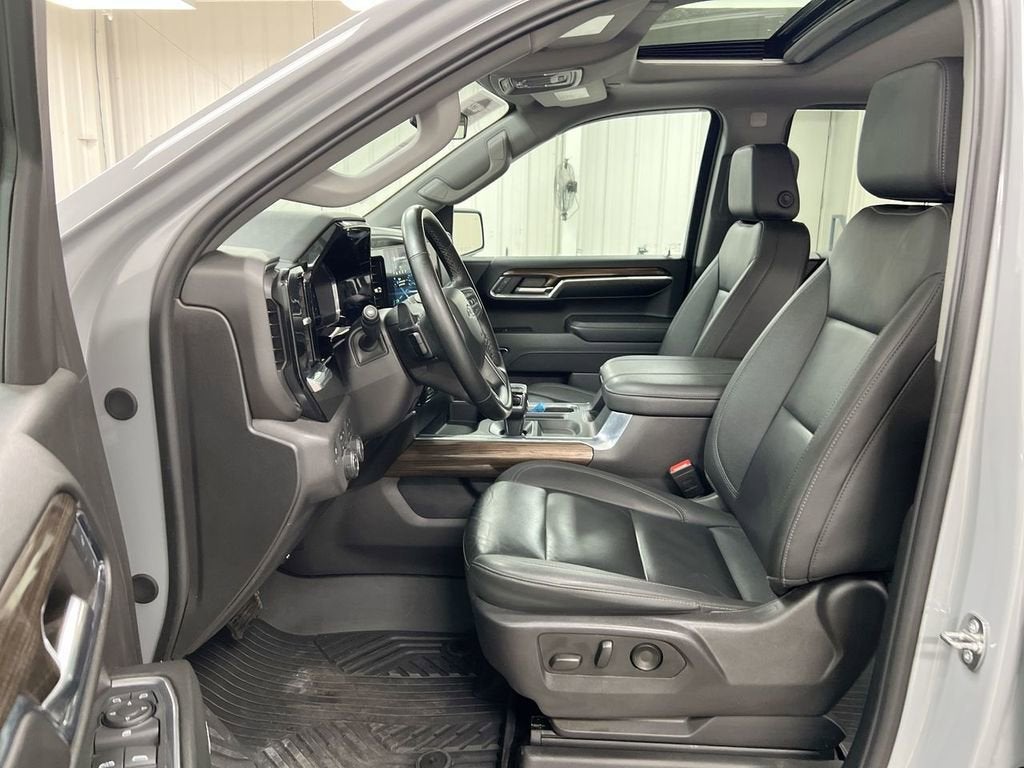 2024 Chevrolet Silverado 1500 LT Trail Boss