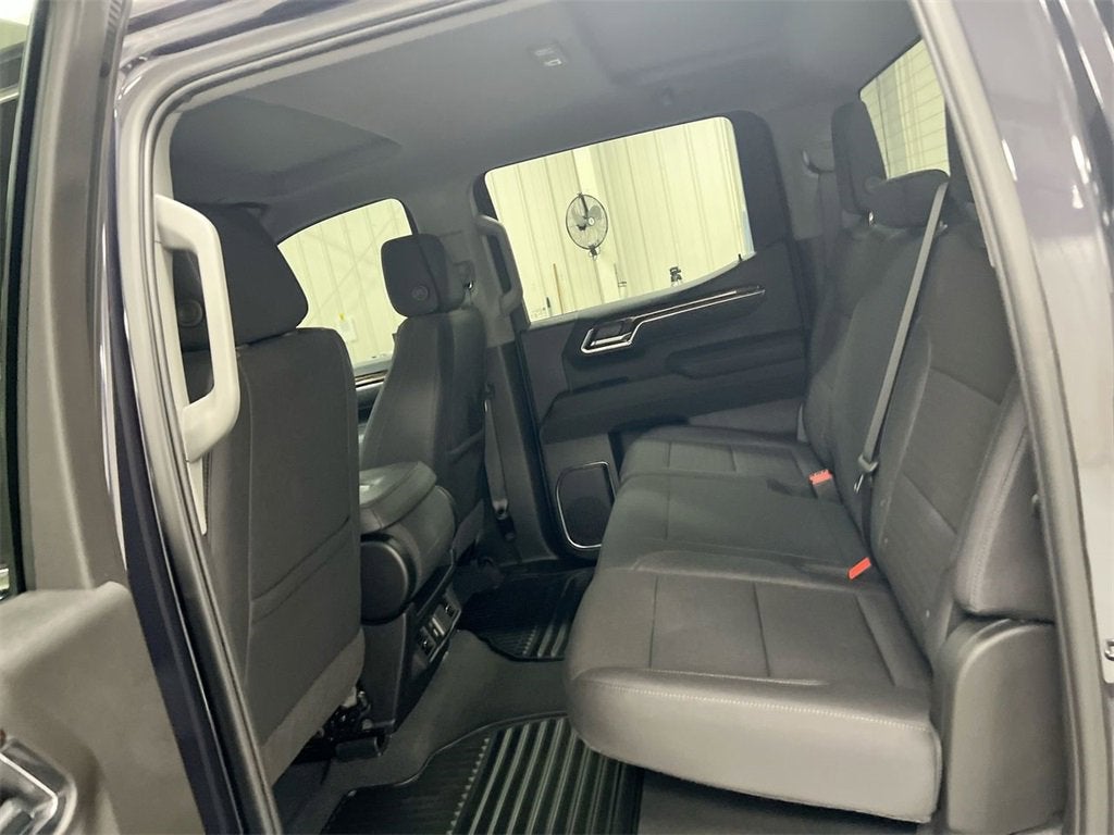 2025 GMC Sierra 1500 SLE