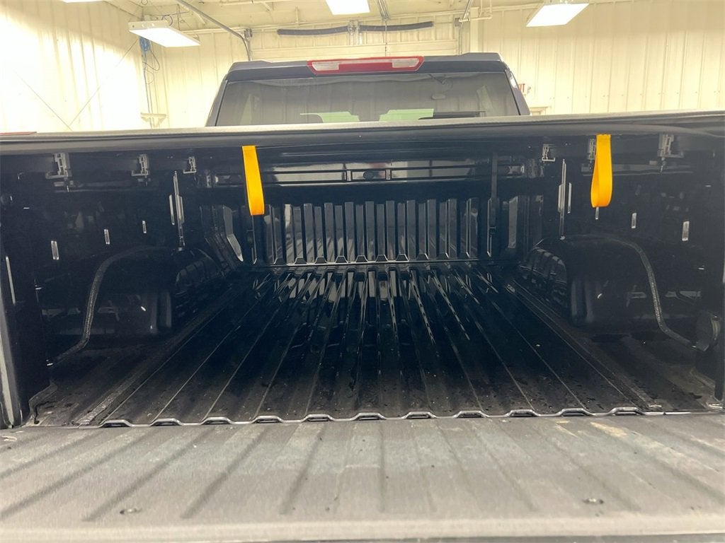 2025 GMC Sierra 1500 SLE