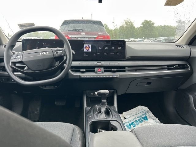 2025 Kia K4 LX