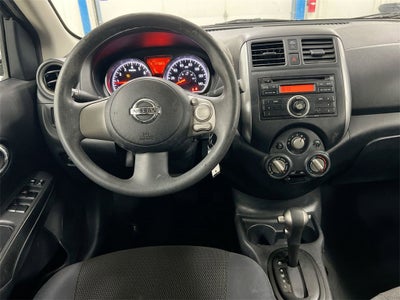 2013 Nissan Versa SV