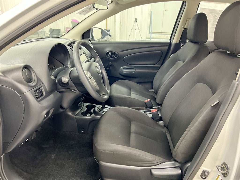 2019 Nissan Versa Sedan S Plus