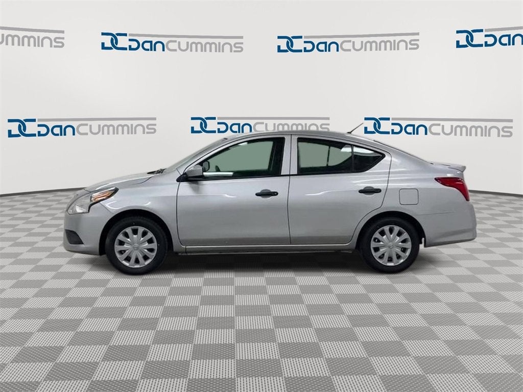 2019 Nissan Versa Sedan S Plus