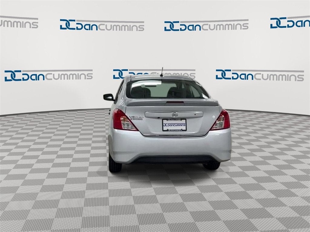 2019 Nissan Versa Sedan S Plus