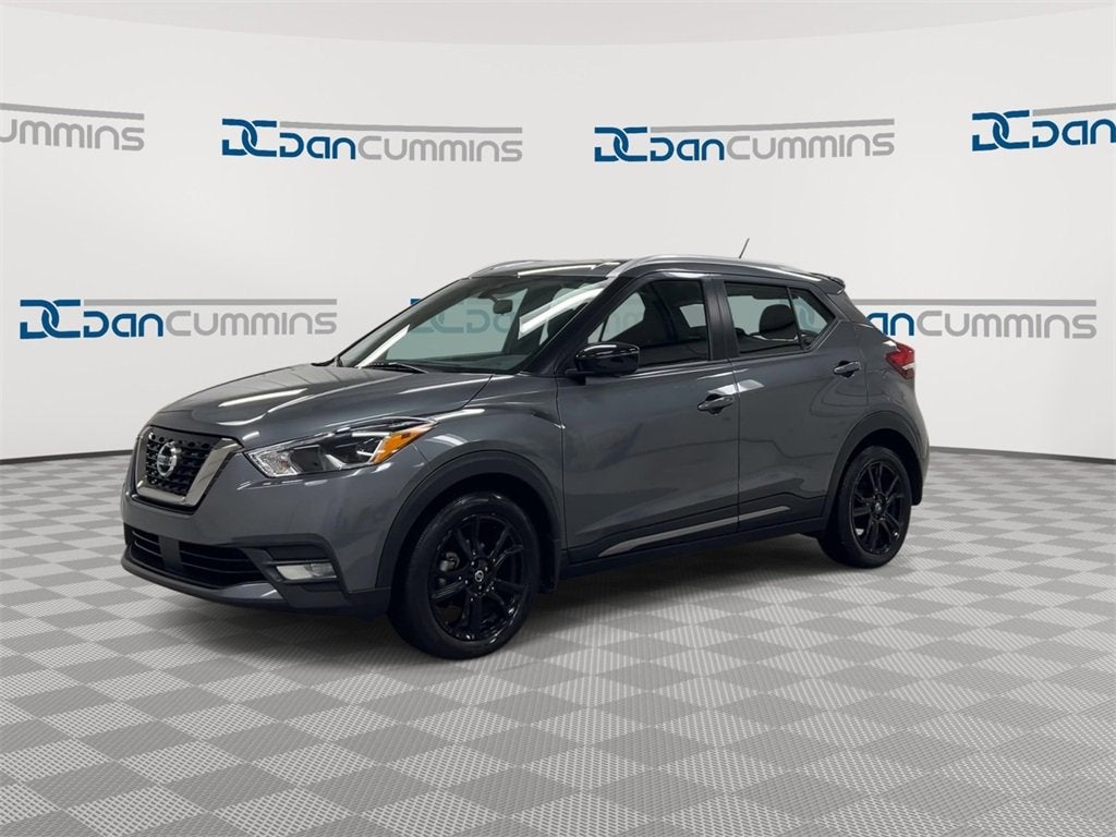 2020 Nissan Kicks SR