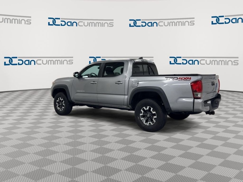 2016 Toyota Tacoma SR