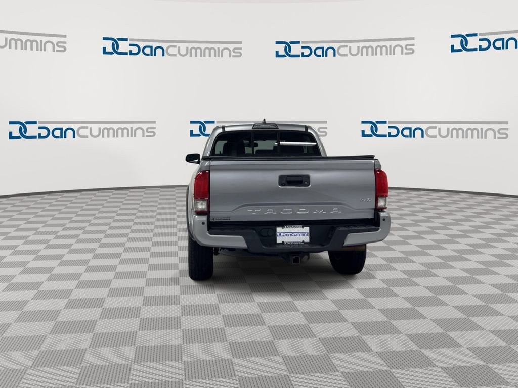 2016 Toyota Tacoma SR