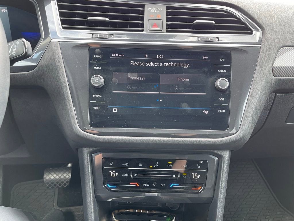 2022 Volkswagen Tiguan SE