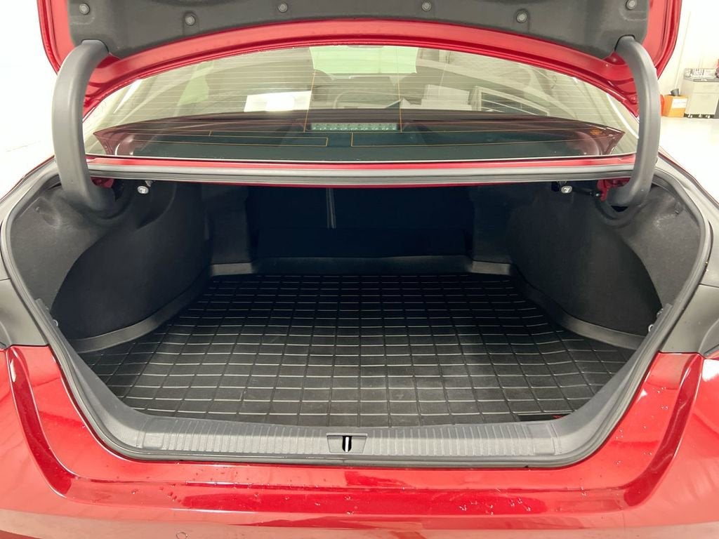 2022 Toyota Avalon Hybrid Limited