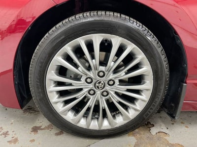 2022 Toyota Avalon Hybrid Limited