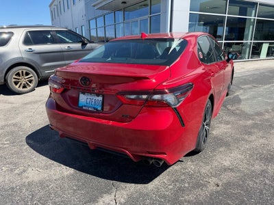 2022 Toyota Camry SE