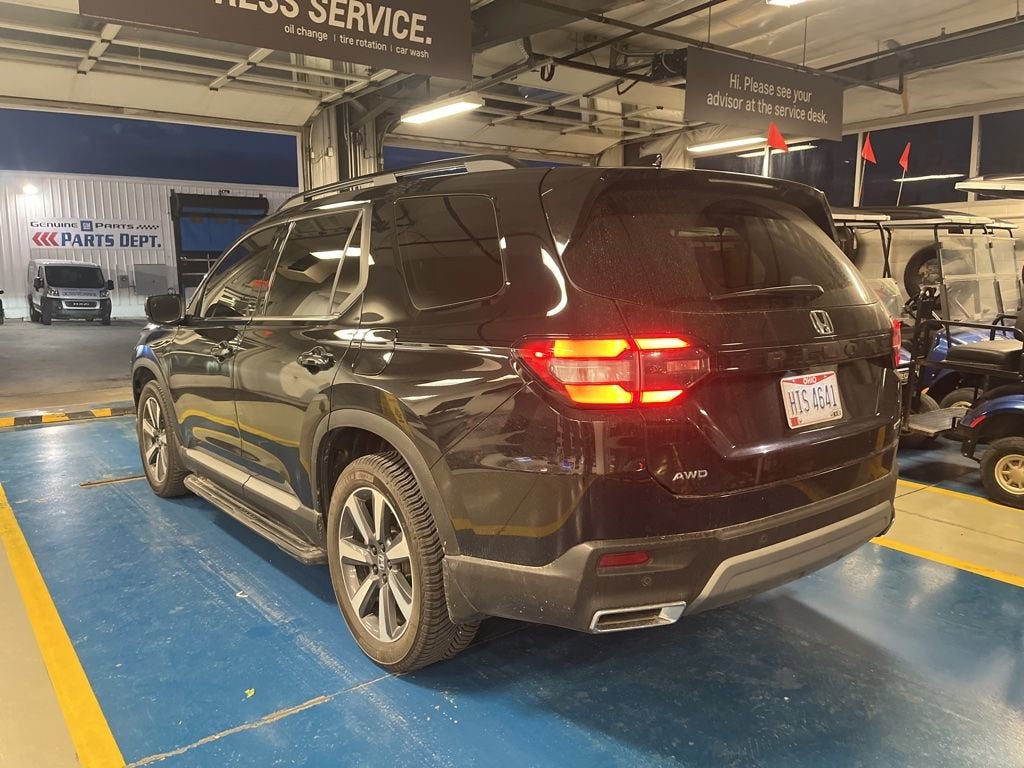 2024 Honda Pilot Touring