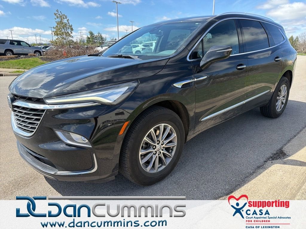 2023 Buick Enclave Essence