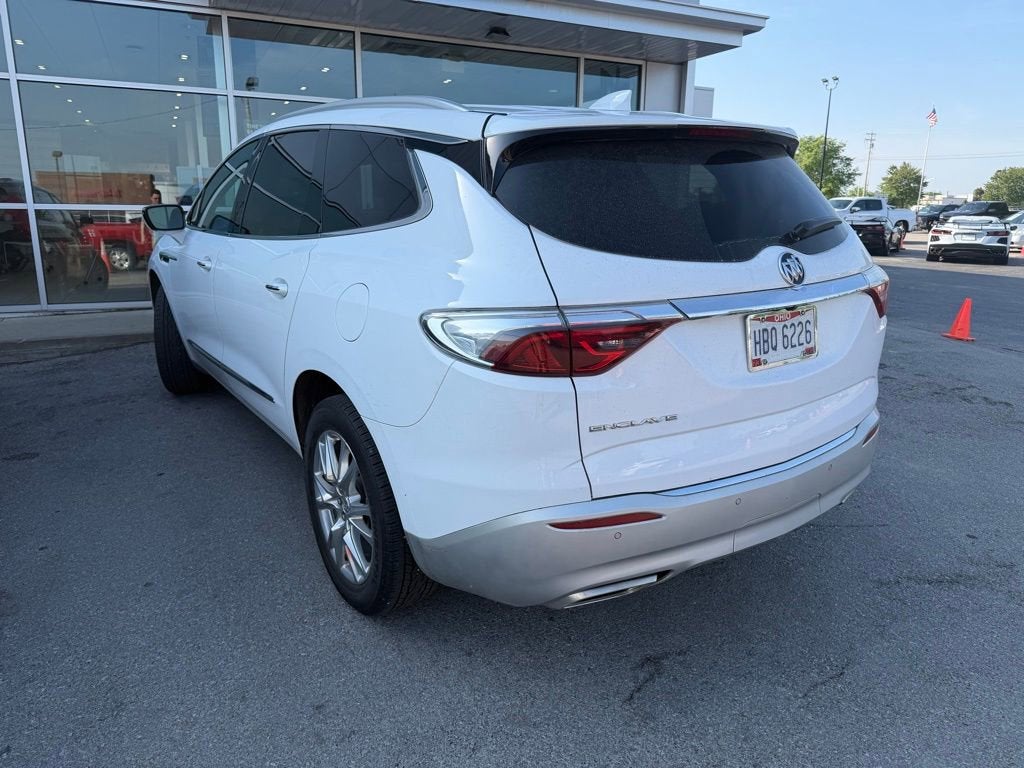 2023 Buick Enclave Essence