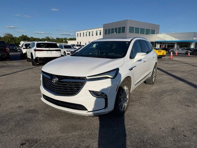 2023 Buick Enclave Essence