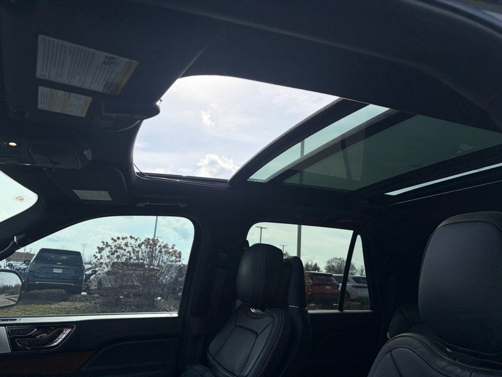 2023 Lincoln Navigator L Black Label