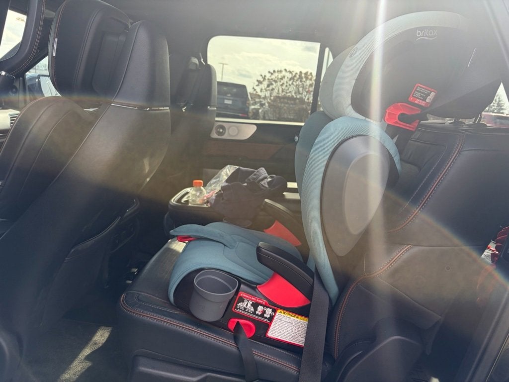 2023 Lincoln Navigator L Black Label