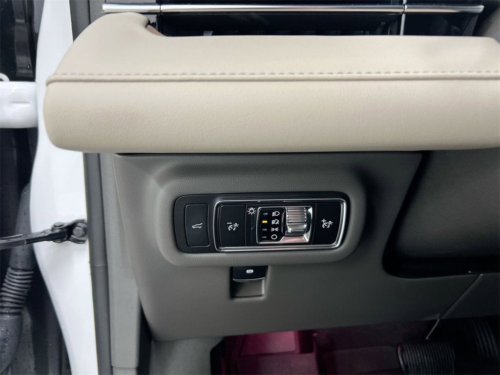 2025 Lincoln Nautilus Reserve