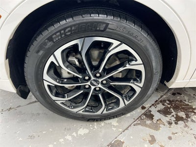 2025 Lincoln Nautilus Reserve