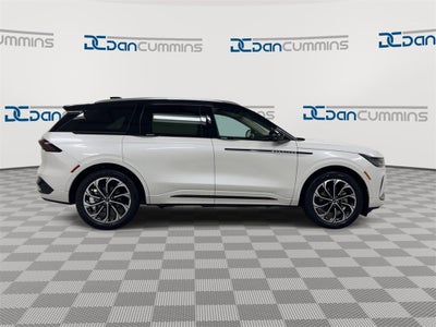 2025 Lincoln Nautilus Reserve