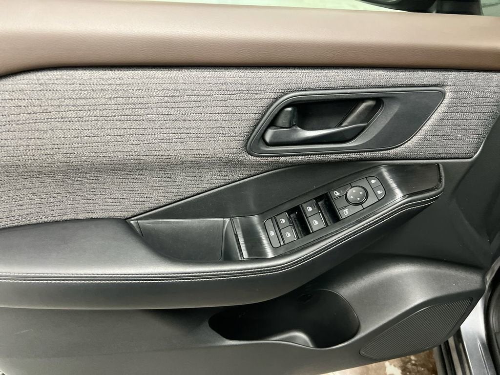 2022 Nissan Rogue S