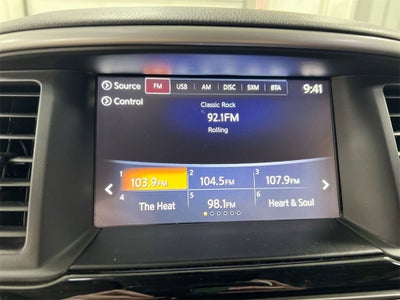 2020 Nissan Pathfinder SV