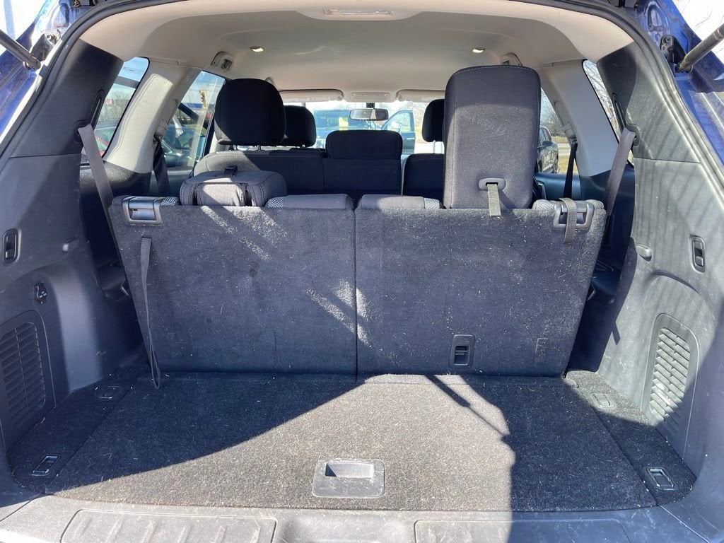 2017 Nissan Pathfinder SV