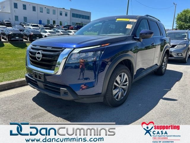 2025 Nissan Pathfinder SV 2WD's photo