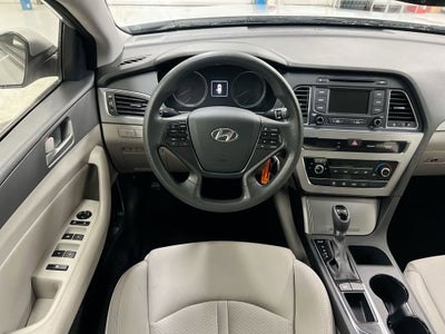 2015 Hyundai Sonata 2.4L SE