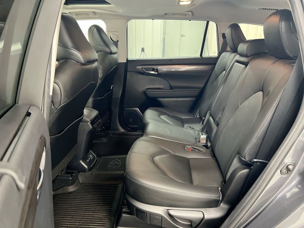 2021 Toyota Highlander Limited