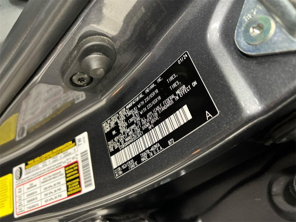 2024 Toyota Highlander LE