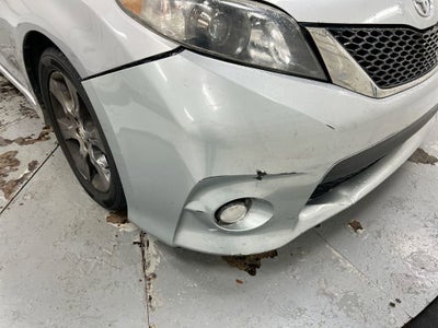 2011 Toyota Sienna SE