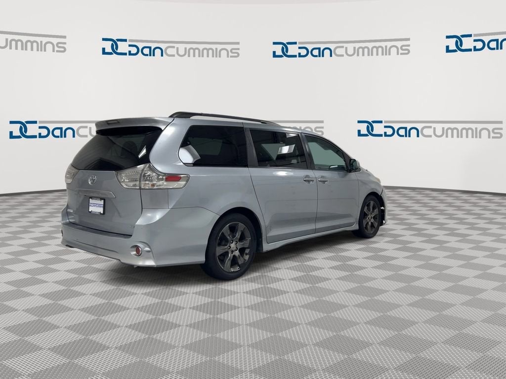 2011 Toyota Sienna SE
