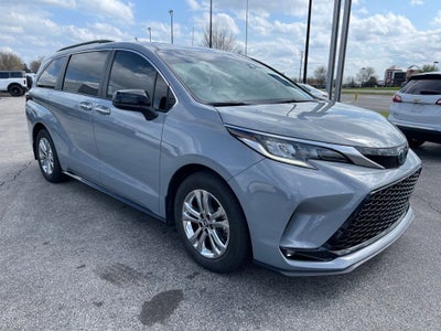 2023 Toyota Sienna XSE