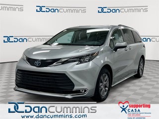 2024 Toyota Sienna XLE
