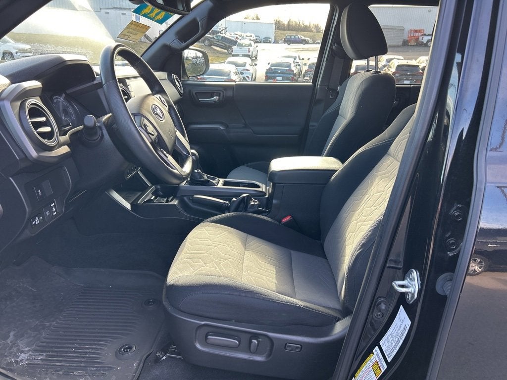 2021 Toyota Tacoma 4WD SR